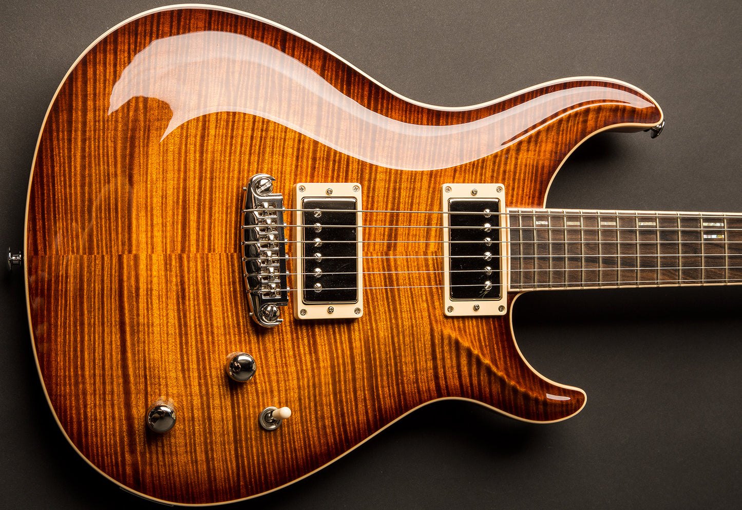 Roger Giffin Standard Custom - Tiger Eye / Amalfitano