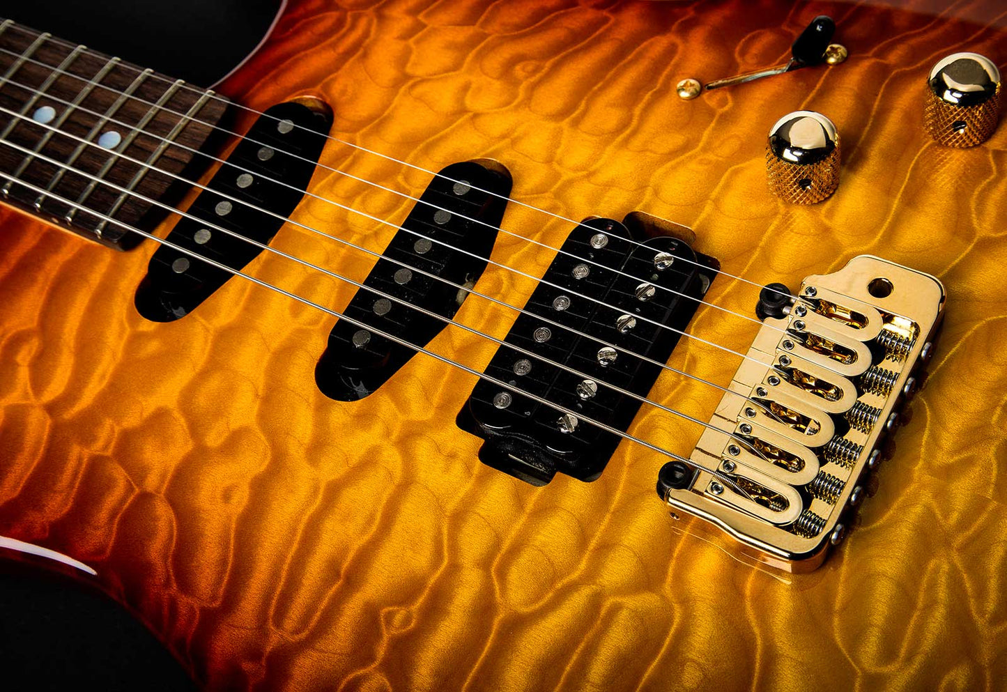 Chris Campbell Guitars Custom Shop Modern Caldera Burst Presentation Quilt